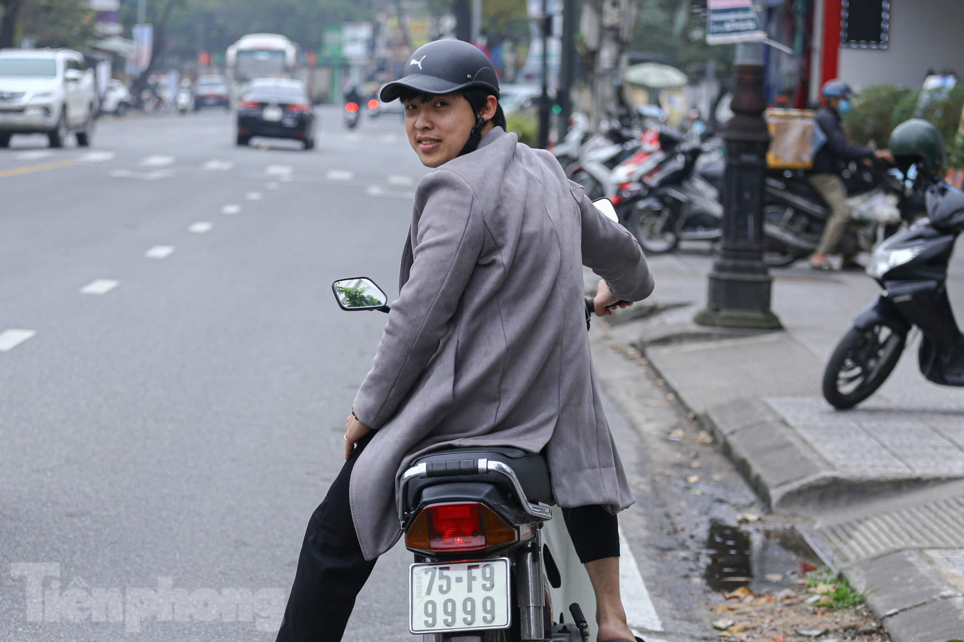 Chiếc xe anh Huy tâm đắc nhất. Chiếc xe anh Huy tâm đắc nhất.