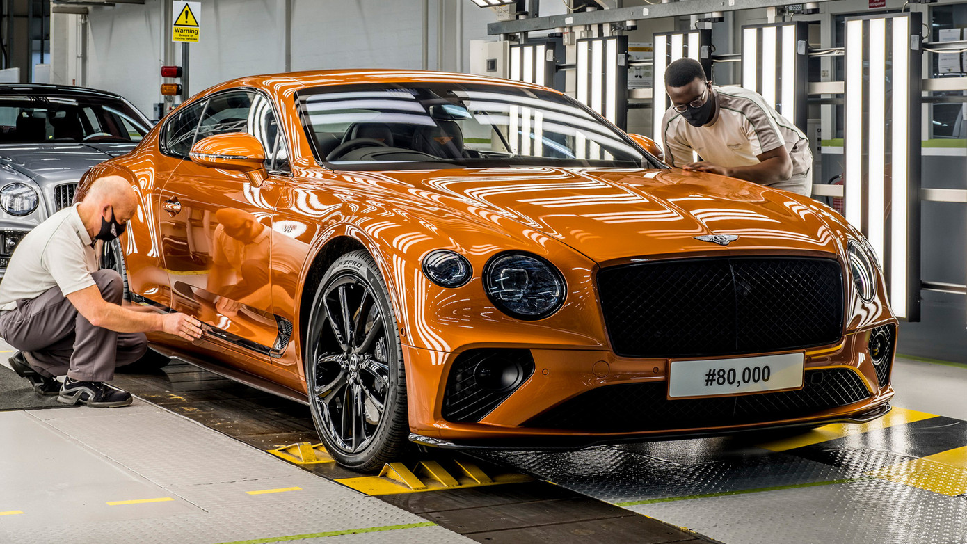 Cận cảnh mẫu xe điện của Bentley.