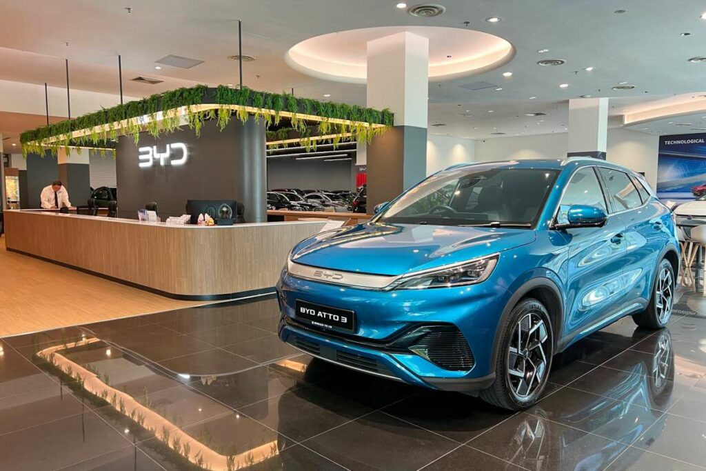 BYD sắp bán xe điện chính hãng tại thị trường Việt. BYD sắp bán xe điện chính hãng tại thị trường Việt.