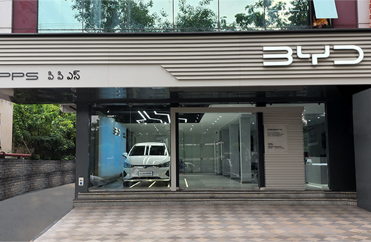 Một đại lý của BYD tại Ấn Độ. Một đại lý của BYD tại Ấn Độ.