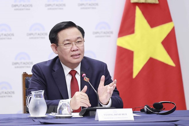 Chủ tịch Quốc hội Vương Đình Huệ phát biểu tại hội đàm. (Ảnh: Doãn Tấn/TTXVN).