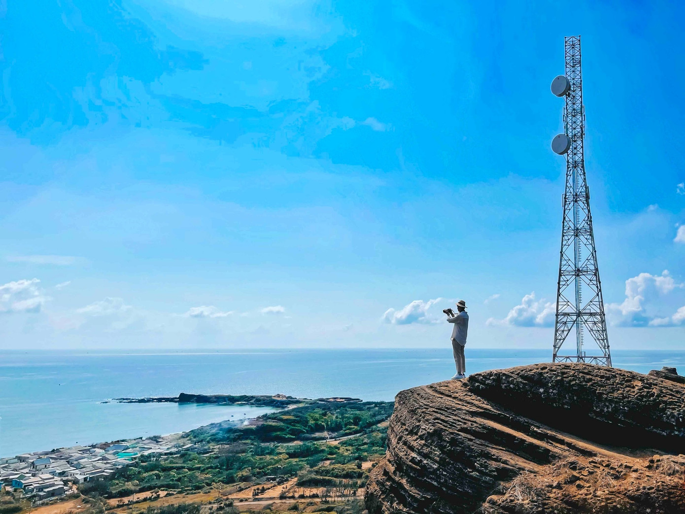 Du lịch Việt Nam ảnh 9 Phú Quý, huyện đảo thuộc tỉnh Bình Thuận, là một trong những điểm hấp dẫn cho kỳ nghỉ lễ 30/4 và mùa hè sắp tới. Ảnh: Win Đi.