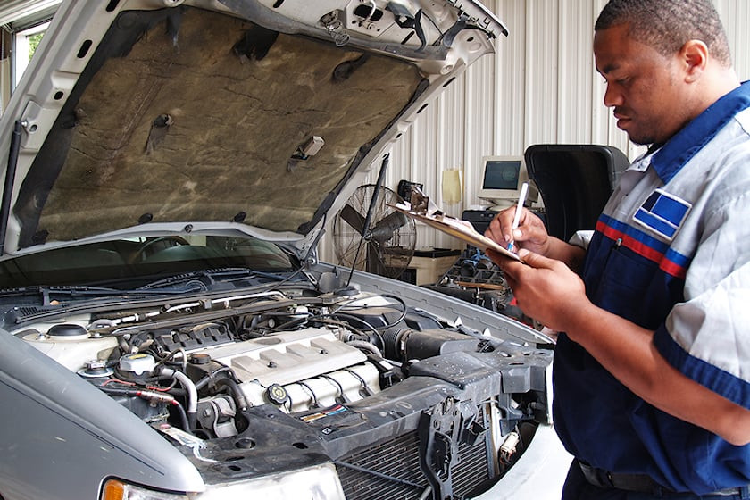 Dự kiến, có khoảng 5 triệu xe hơi "vượt qua" kỳ đăng kiểm bằng biện pháp bất chính. Dự kiến, có khoảng 5 triệu xe hơi "vượt qua" kỳ đăng kiểm bằng biện pháp bất chính.