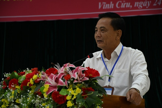 Bí thư huyện ủy Vĩnh Cửu Nguyễn Văn Thuộc hứa sẽ tìm cách tháo gỡ, tạo điều kiện tốt nhất cho mọi tổ chức, cá nhân đầu tư phát triển du lịch ven hồ Trị An.