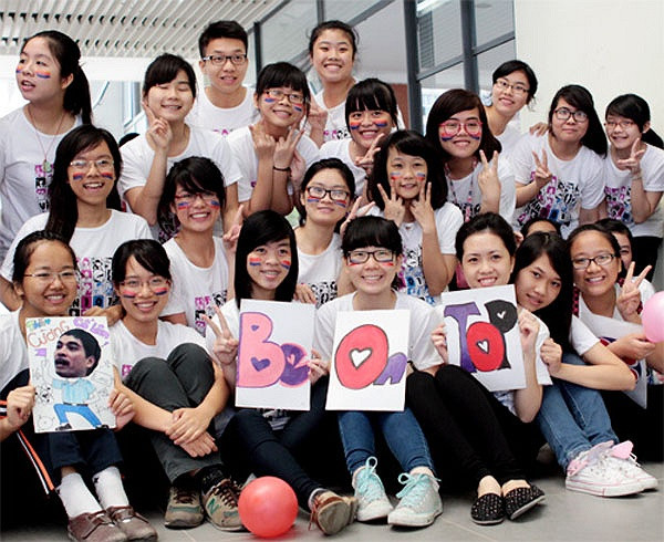 Một điểm đặc biệt của sự kiện này là các thầy cô cùng tham gia