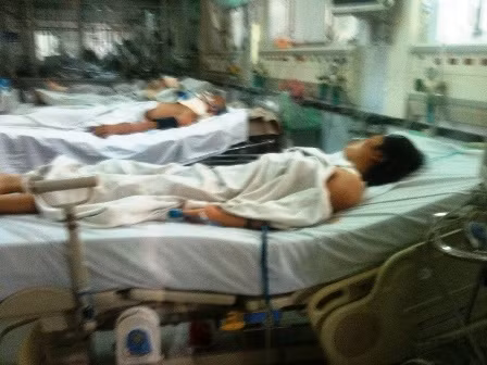 Hiệp đang nằm điều trị. Hiệp đang nằm điều trị