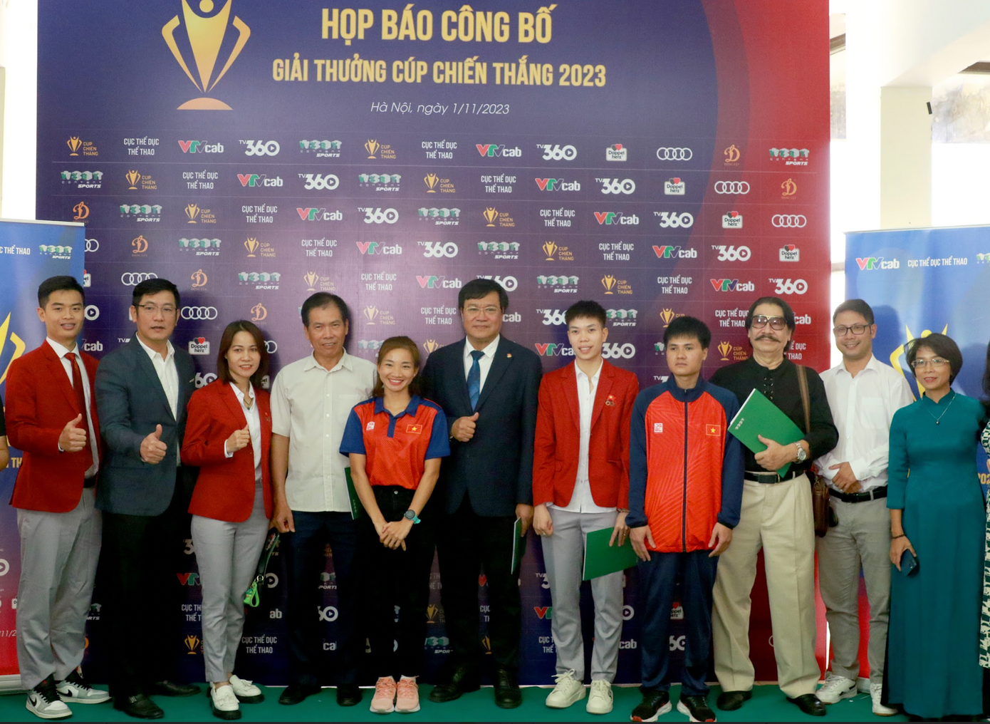 Cúp Chiến thắng là giải thưởng tạo nguồn động viên, khích lệ cho các HLV, VĐV trong hành trình tập luyện, chinh phục các đỉnh cao. (ảnh Chi Chi)