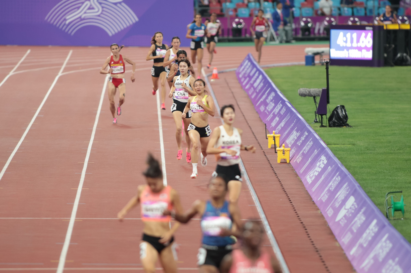 Đấu trường Asiad 19 dù vậy sớm được dự báo khắc nghiệt hơn nhiều bởi tại đại hội năm nay, các VĐV Ấn Độ và đặc biệt Sri Lanka tỏ ra quá mạnh. Đấu trường Asiad 19 dù vậy sớm được dự báo khắc nghiệt hơn nhiều bởi tại đại hội năm nay, các VĐV Ấn Độ và đặc biệt Sri Lanka tỏ ra quá mạnh.