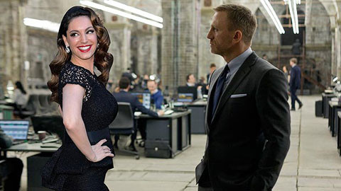 Beckham gây tranh cãi vì ôm mộng thành James Bond ảnh 3