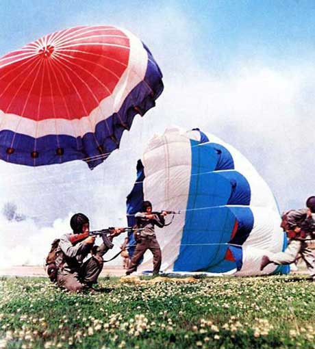 Lính dù Triều Tiên. Lính dù Triều Tiên