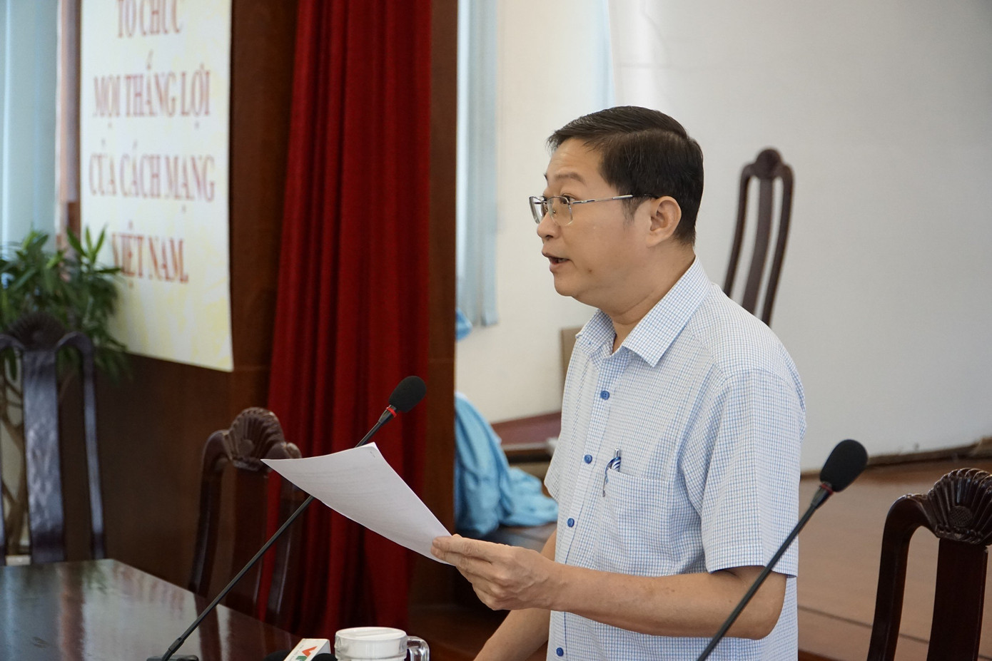 Ông Đỗ Ngọc Hải - Trưởng phòng Phòng Quản lý Vận tải đường bộ (Sở GTVT TPHCM) - Trưởng đoàn Kiểm tra nêu ý kiến tại buổi công bố quyết định.