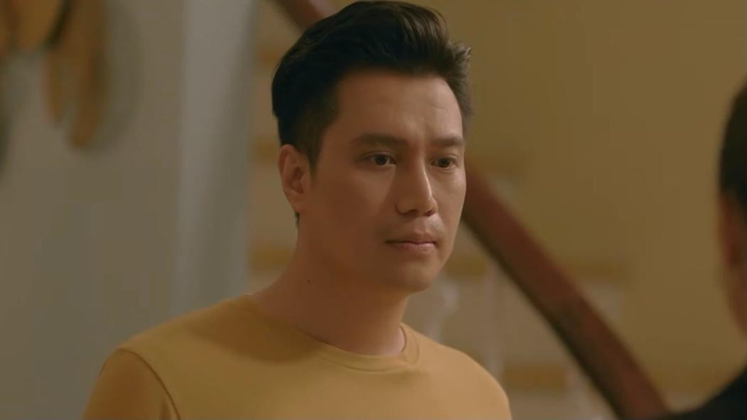 Trở về sống chung với vợ, Hoàng (Việt Anh) luôn quan tâm Phương (Hồng Diễm). Ảnh: CMH. Trở về sống chung với vợ, Hoàng (Việt Anh) luôn quan tâm Phương (Hồng Diễm). Ảnh: CMH.