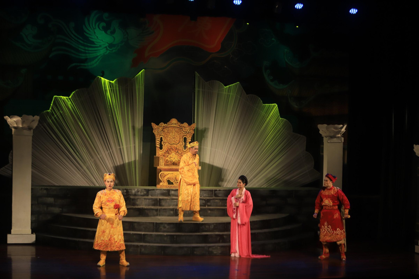 Vở Trung Trinh liệt nữ của Nhà hát Chèo Hà Nội đạt huy chương Vàng tại Liên hoan. Ảnh: Thu Hiền. Vở Trung Trinh liệt nữ của Nhà hát Chèo Hà Nội đạt huy chương Vàng tại Liên hoan. Ảnh: Thu Hiền.