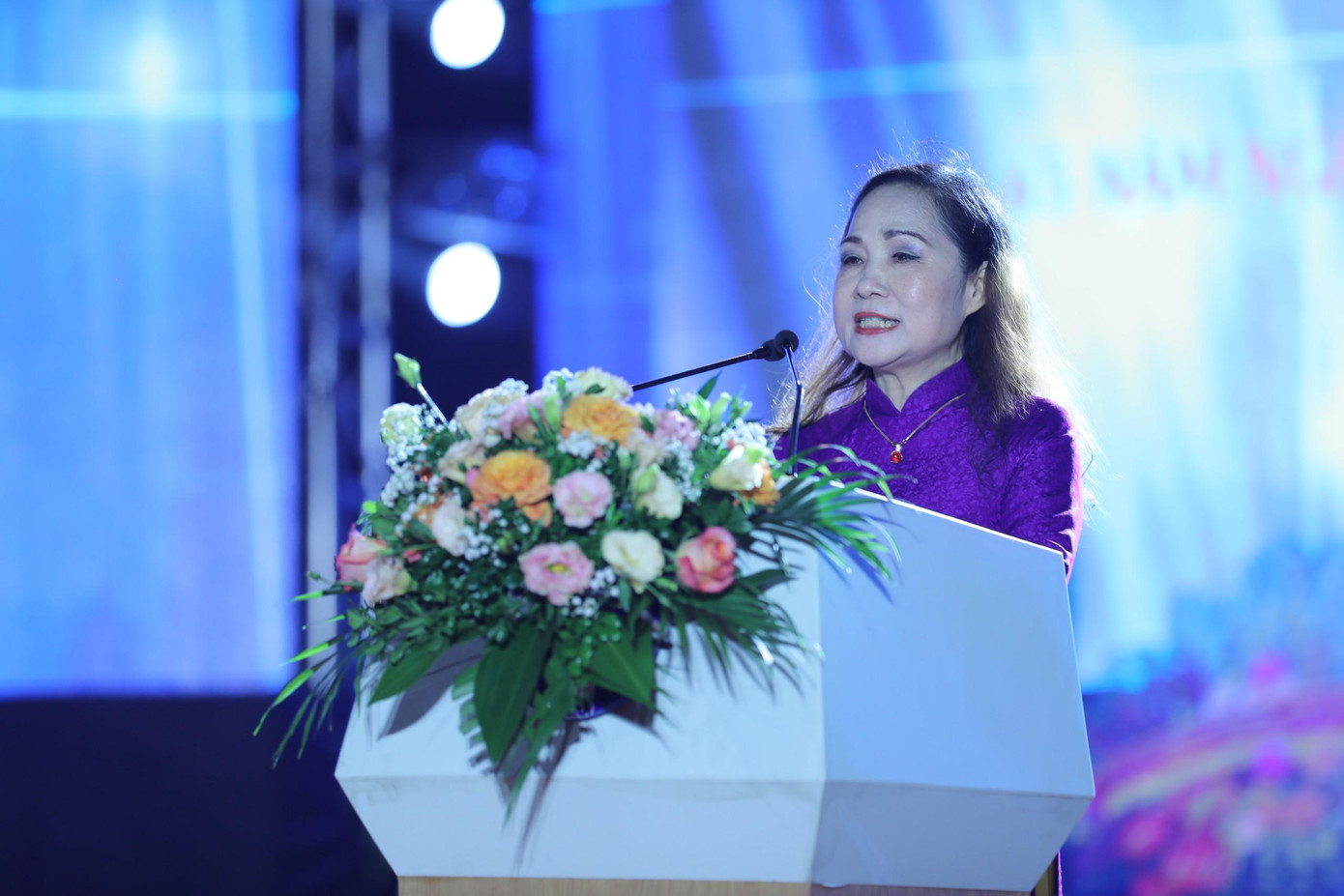 NSND Trịnh Thúy Mùi, Chủ tịch Hội nghệ sĩ Sân khấu Việt Nam phát biểu tại buổi lễ. Ảnh: Thanh Tùng.