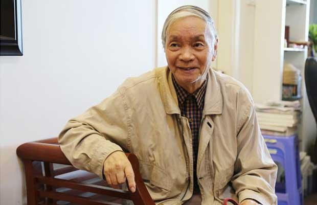 Dịch giả, nhà nghiên cứu Phan Hồng Giang qua đời tại nhà riêng hưởng thọ 82 tuổi. Dịch giả, nhà nghiên cứu Phan Hồng Giang qua đời tại nhà riêng hưởng thọ 82 tuổi.