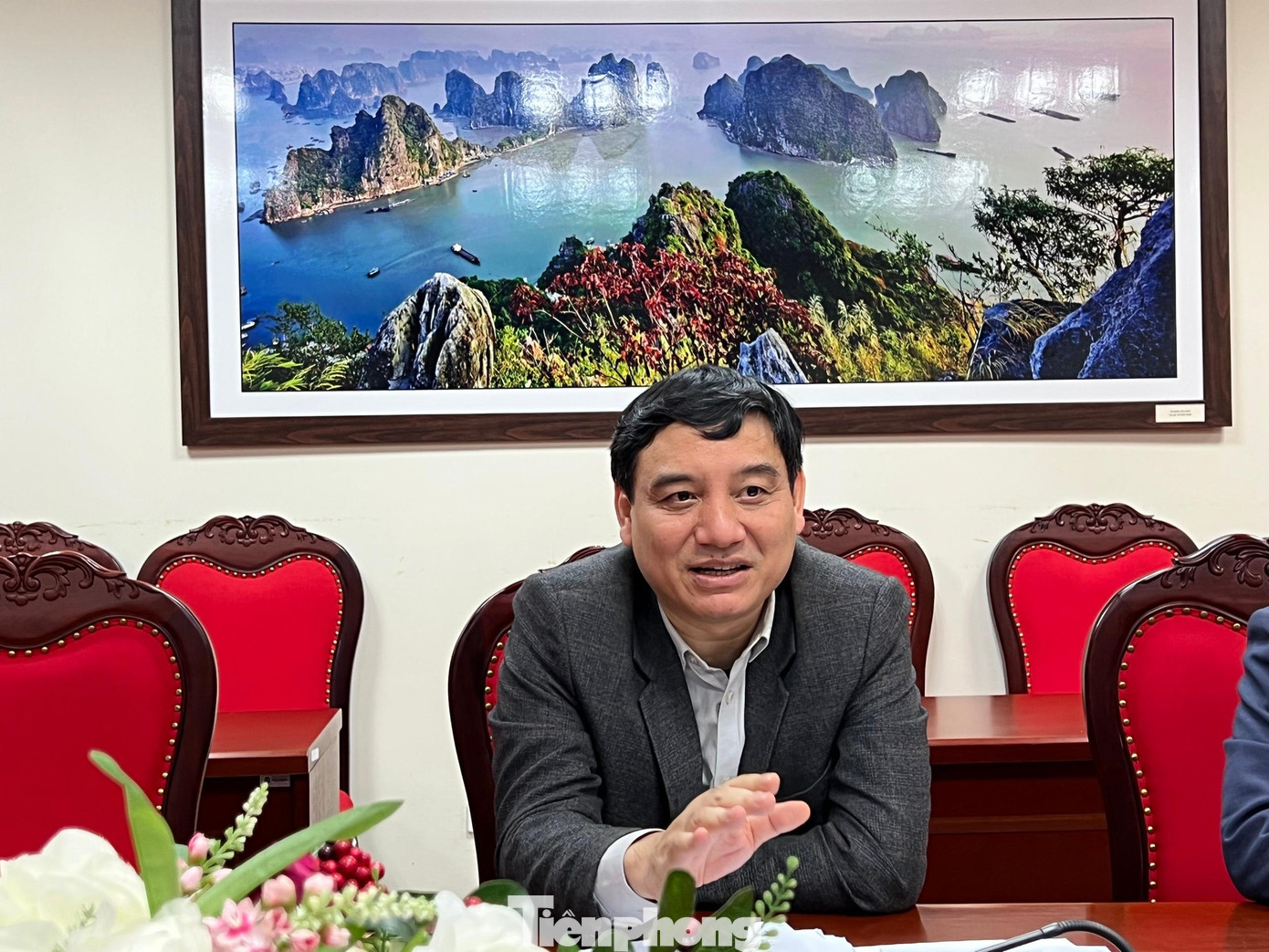 PGS.TS. Nguyễn Đắc Vinh - Chủ nhiệm Ủy ban Văn hóa, Giáo dục của Quốc hội, Trưởng BTC Hội thảo. Ảnh: NGUYÊN KHÁNH.