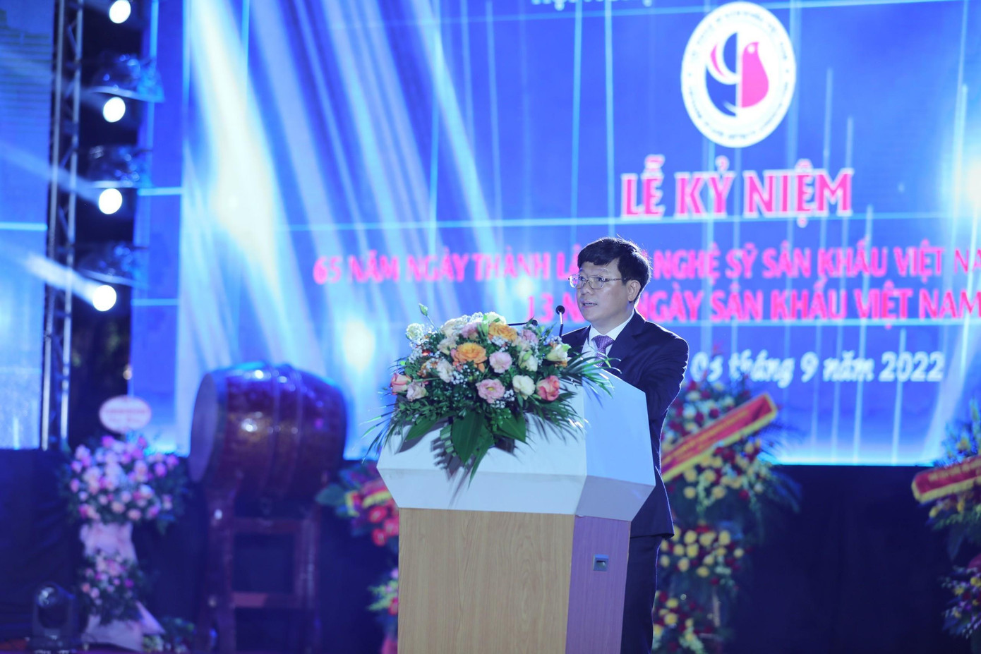 Phó Trưởng Ban Tuyên giáo Trung ương Trần Thanh Lâm phát biểu tại buổi lễ. Ảnh: Thanh Tùng