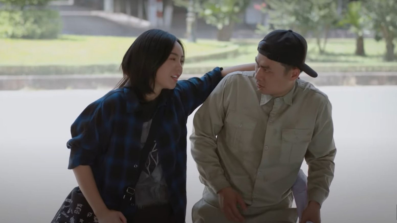 Sơn Ca (Quỳnh Kool) và Trung (Duy Hưng) - phó lãnh đạo của gara ô tô Ngọc Vân