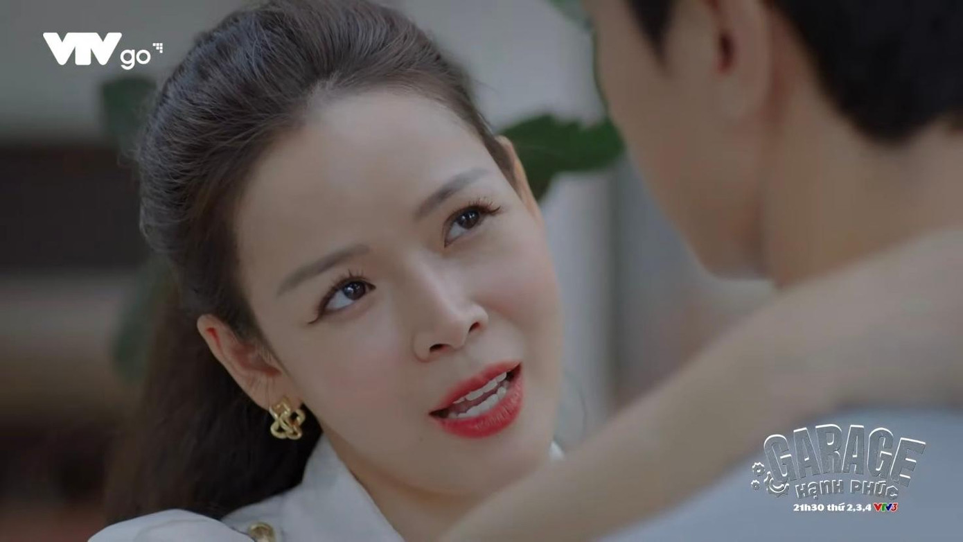 Giám đốc Cẩm Khê (Diễm Hương) đe dọa tiết lộ thân phận 'trai bao' của Quân (Bình An) Giám đốc Cẩm Khê (Diễm Hương) đe dọa tiết lộ thân phận 'trai bao' của Quân (Bình An)