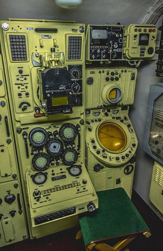 Tận thấy bên trong tàu ngầm tấn công lớp Tango ảnh 17