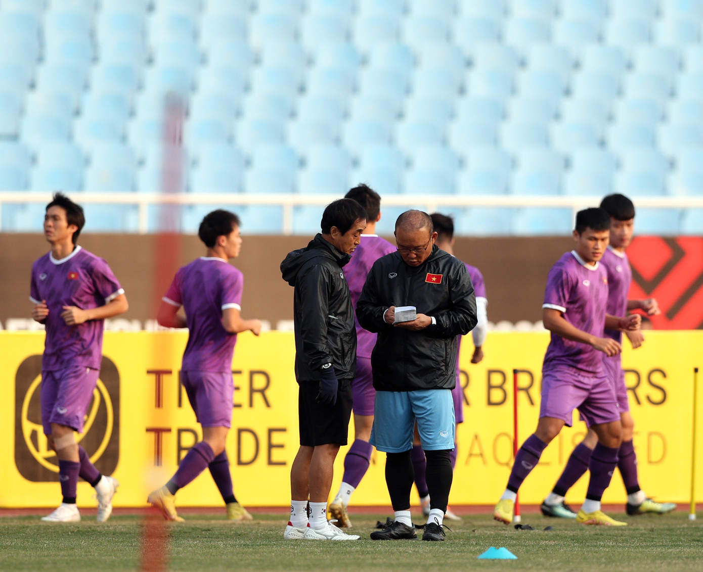 Ông Park đang đứng trước bài toán Malaysia không dễ giải ngày 27/12 tới. (ảnh Hữu Phạm)