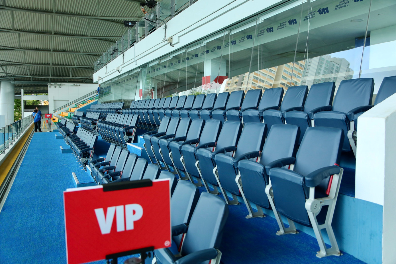 Do sân vận động chính vướng nhiều sự kiện cuối năm, Singapore đã quyết định sử dụng Jalan Besar cho các trận sân nhà của đội tuyển nước này