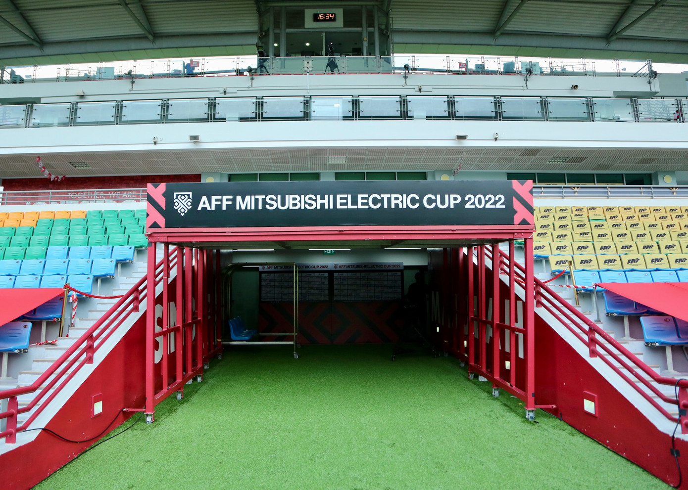 alan Besar thuộc Trung tâm thể thao và giải trí Jalan Besar, có sức chứa khá nhỏ, chỉ 6.000 chỗ ngồi.