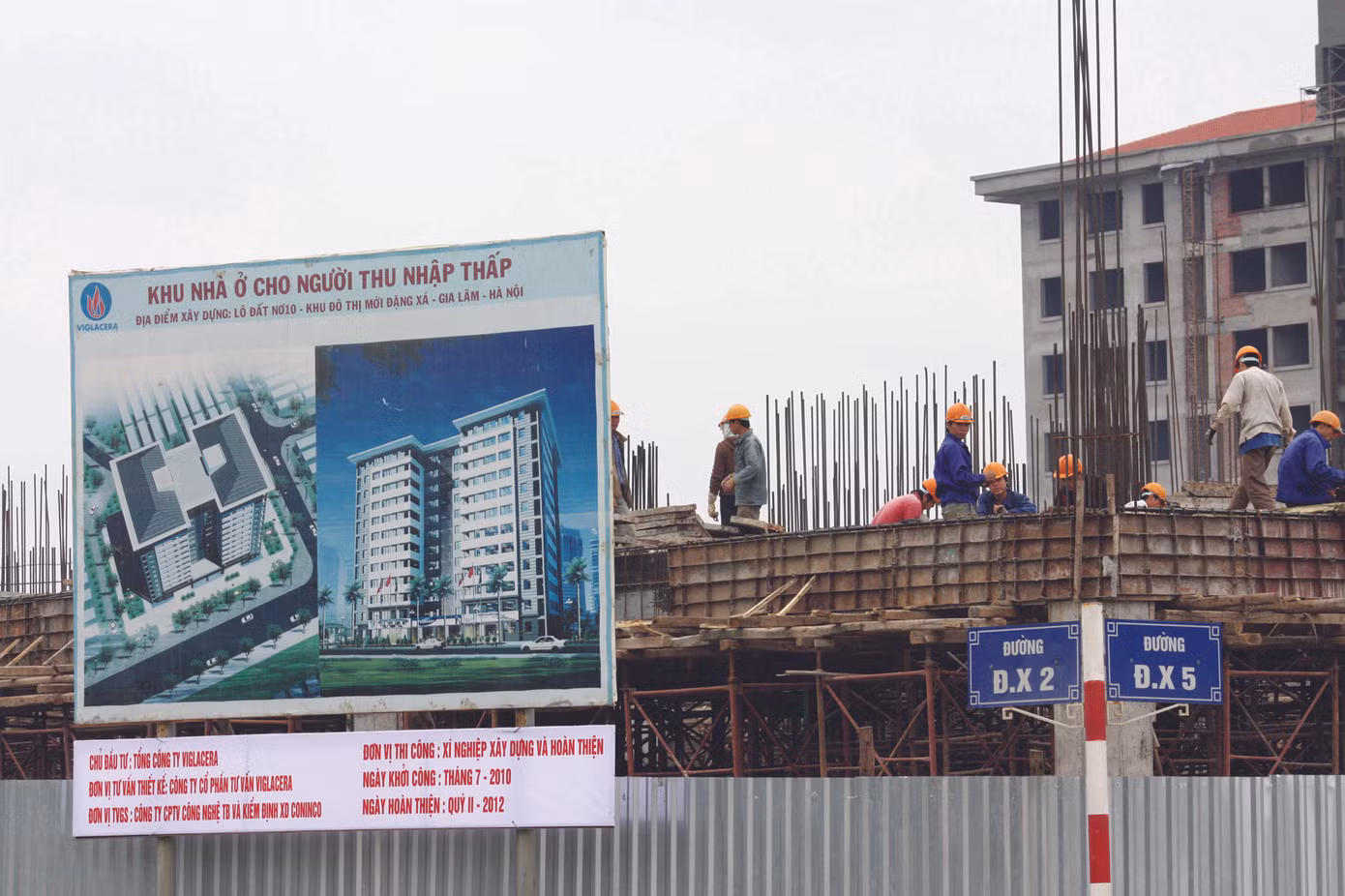 Dự án nhà TNT ở Đặng Xá (Gia Lâm - HN) năm 2012 bàn giao nhà, giá tới 11,6 triệu đồng/m2