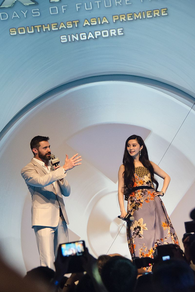 Phạm Băng Băng và Hugh Jackman tại buổi ra mắt X-Men: Days of Future Past năm 2014. Ảnh: Wikipedia.