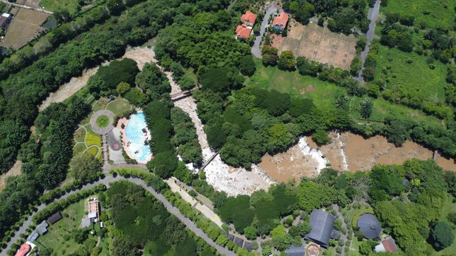 Cơ quan Cảnh sát điều tra Công an tỉnh Đồng Nai đã khởi tố vụ án hình sự lừa đảo chiếm đoạt tài sản liên quan đến Dự án Khu dân cư mật độ thấp và du lịch sinh thái thác Giang Điền. Cơ quan Cảnh sát điều tra Công an tỉnh Đồng Nai đã khởi tố vụ án hình sự lừa đảo chiếm đoạt tài sản liên quan đến Dự án Khu dân cư mật độ thấp và du lịch sinh thái thác Giang Điền.