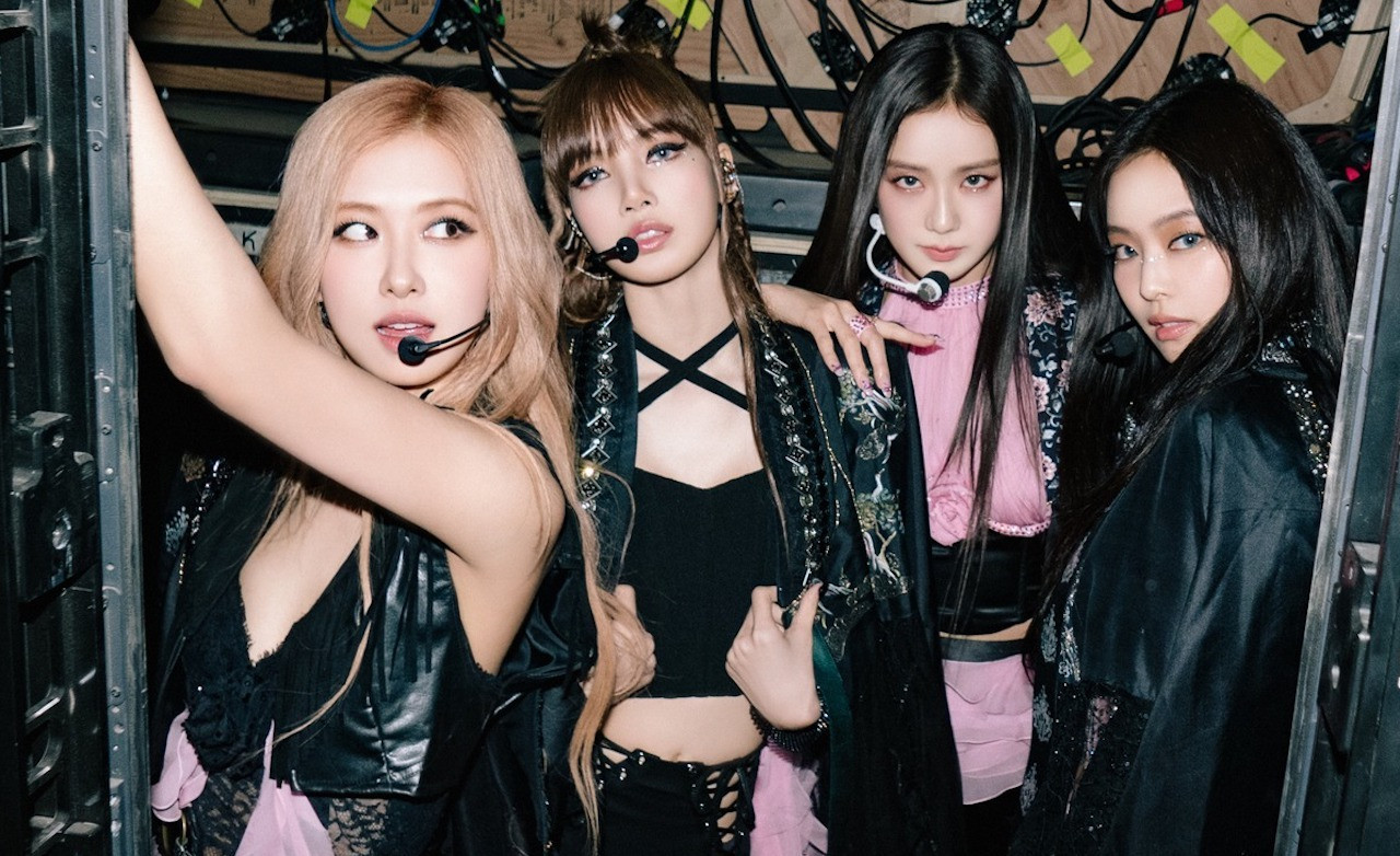 Một số người hâm mộ lo lắng ngày tan rã của BlackPink không còn xa.
