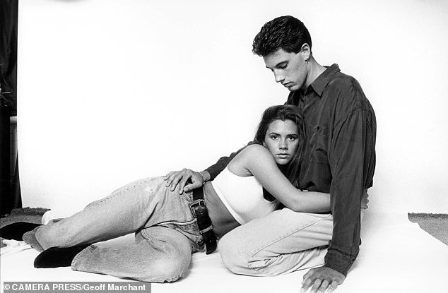 Mark Wood đau khổ hơn Victoria Beckham vào thời điểm chia tay. Ảnh: CameraPress. Mark Wood đau khổ hơn Victoria Beckham vào thời điểm chia tay. Ảnh: CameraPress.