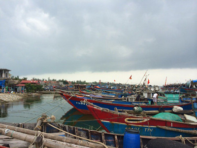 Nơi hình thành vòi rồng, mây đen kéo tới xám xịt