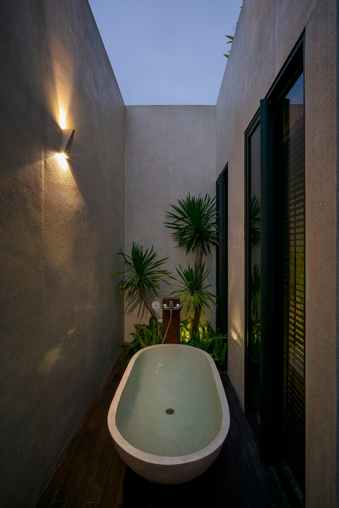 Nhờ lối thiết kế ấn tượng mà ngay sau khi đăng tải, công trình nhanh chóng nhận được rất nhiều lời khen của người xem. Nhờ lối thiết kế ấn tượng mà ngay sau khi đăng tải, công trình nhanh chóng nhận được rất nhiều lời khen của người xem.