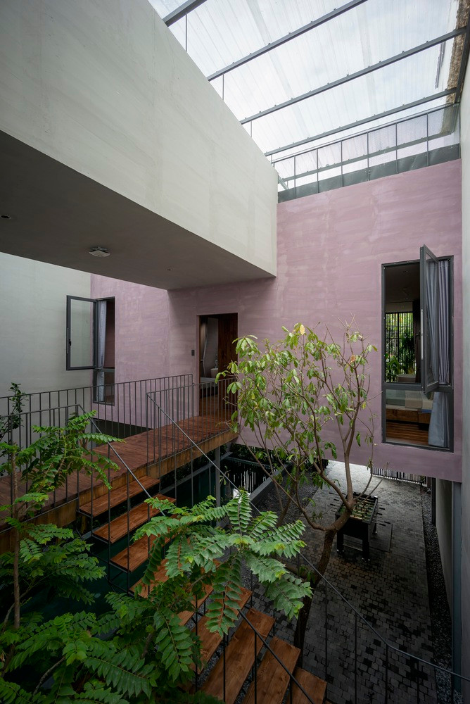 Kết cấu thép không chỉ mang đến sự bền vững, độ bền cao cho căn nhà mà còn tạo nên phong cách hiện đại, độc đáo.