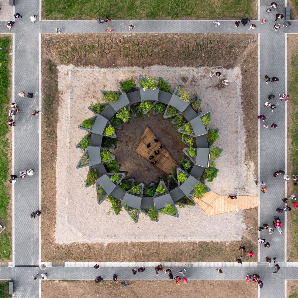 Công trình mang tính biểu tượng cho sự hợp tác của 116 thành phố tham gia chương trình Thủ đô Văn hóa Châu Âu Veszprém - Balaton 2023.