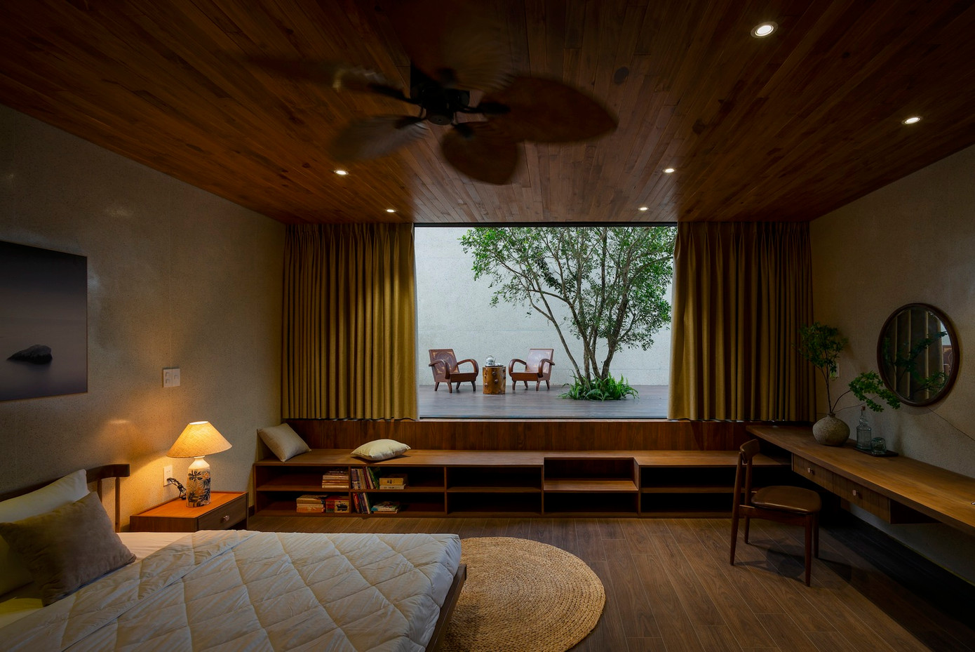 Không gian phòng ngủ và nhà vệ sinh trong nhà. Không gian phòng ngủ và nhà vệ sinh trong nhà.