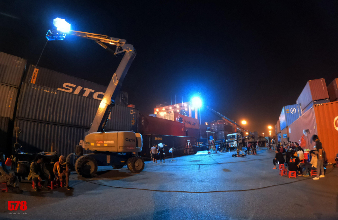 Bối cảnh hành động hoành tráng trong "578: Phát đạn của kẻ điên".