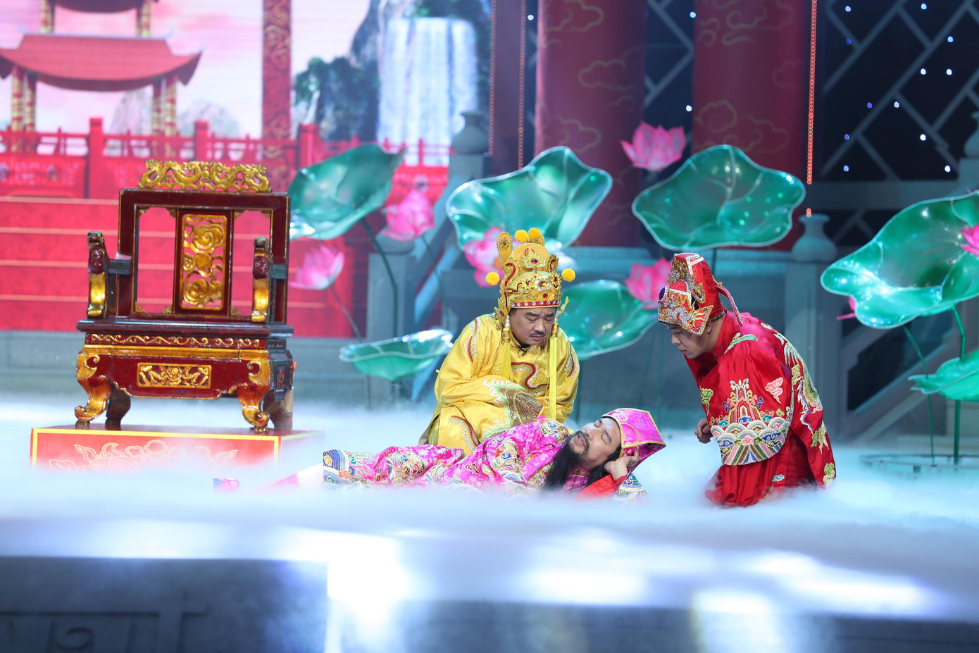 Tiết lộ nhiều hình ảnh &quot;hot&quot; của Táo quân 2022.