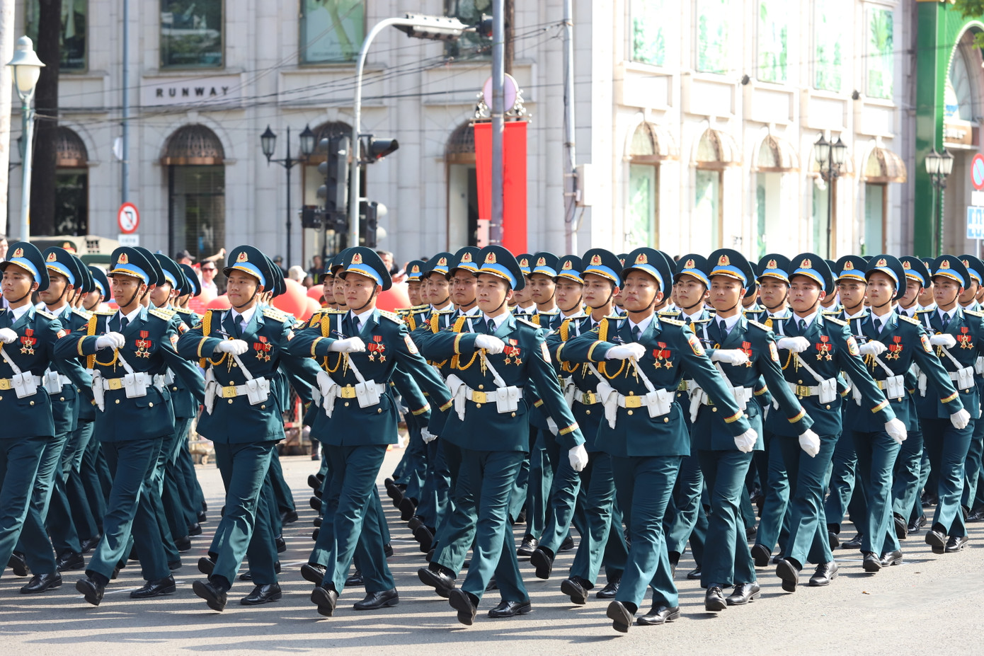 Khối sĩ quan Phòng không - Không quân.