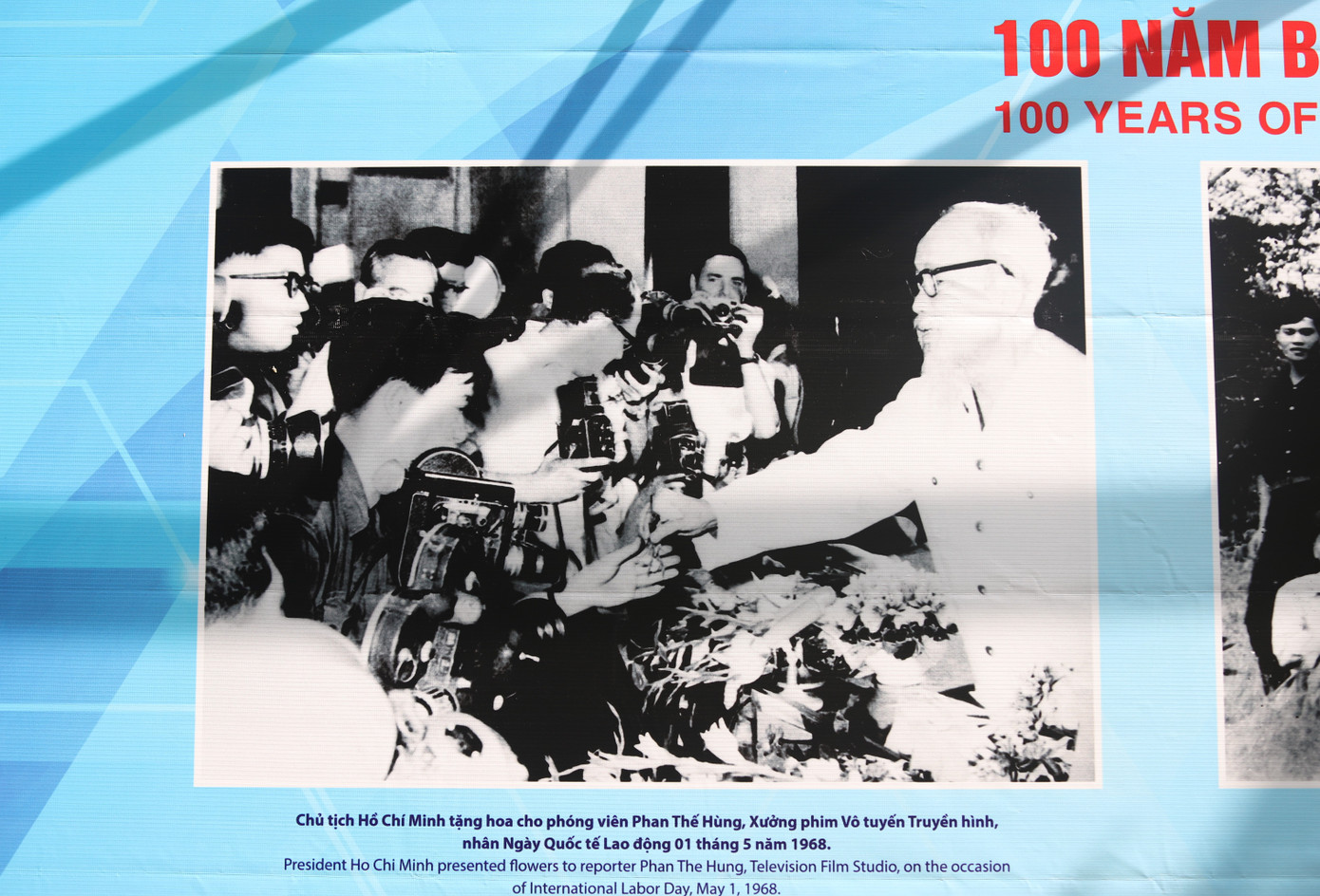 Hình ảnh tư liệu về Chủ tịch Hồ Chí Minh với báo chí.