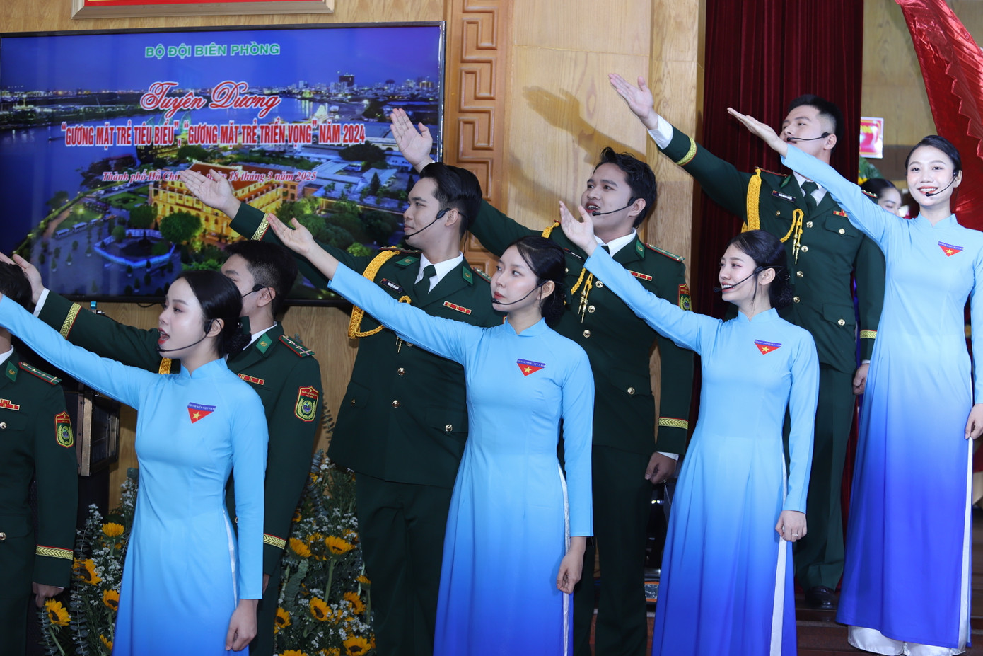 Các tiết mục nghệ thuật tại chương trình. Các tiết mục nghệ thuật tại chương trình.