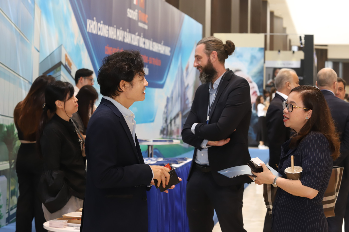 Các chuyên gia, đối tác có dịp trao đổi, hợp tác về các lĩnh vực có tiềm năng.