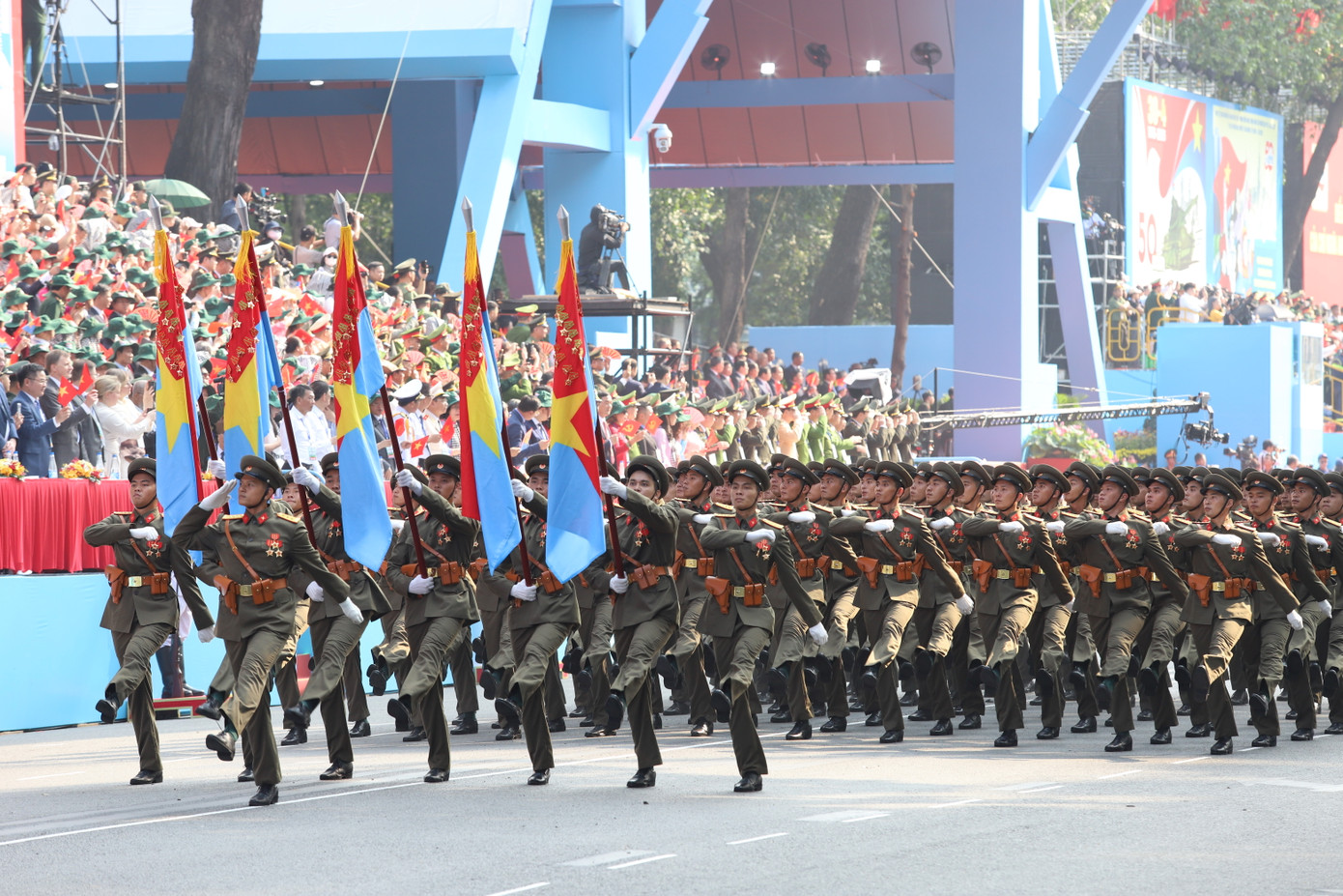 Lễ diễu binh, diễu hành nhằm tôn vinh, tri ân các Anh hùng liệt sĩ, đồng chí, đồng bào đã anh dũng hy sinh xương máu, cống hiến trọn đời cho sự nghiệp đấu tranh giải phóng dân tộc, thống nhất đất nước, xây dựng và bảo vệ Tổ quốc Việt Nam xã hội chủ nghĩa.