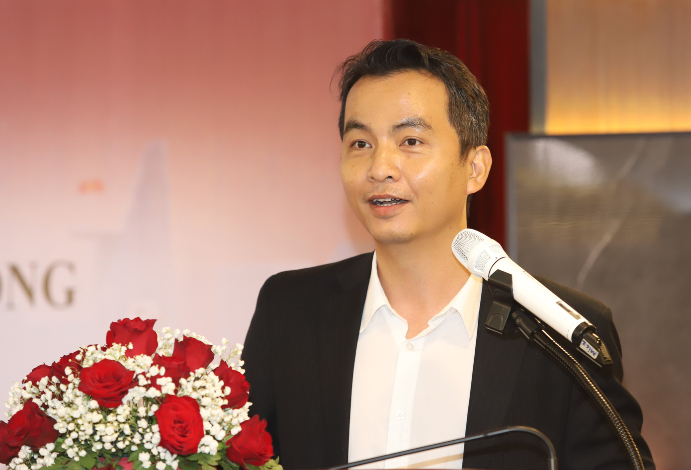 PGS.TS Bùi Quốc Bảo chia sẻ tại buổi họp mặt. Ảnh: Ngô Tùng PGS.TS Bùi Quốc Bảo chia sẻ tại buổi họp mặt. Ảnh: Ngô Tùng