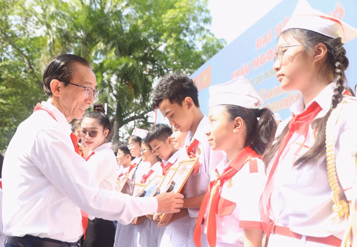 500 bạn nhỏ được tuyên dương tại đại hội là các nhân tố tiêu biểu trên các lĩnh vực học tập, rèn luyện, công tác xã hội.