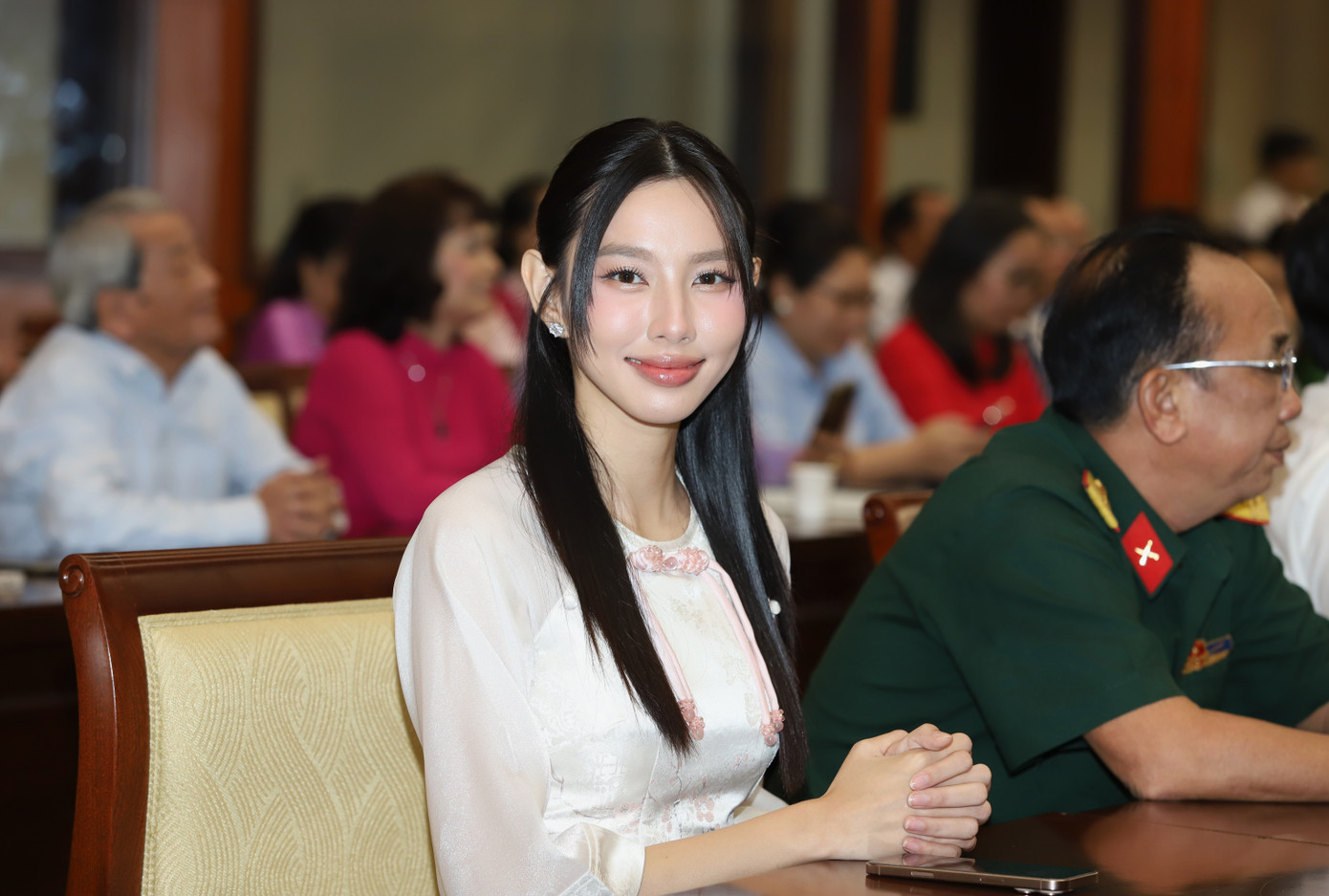 Hoa hậu Thùy Tiên, Hieuthuhai cùng dự chương trình. Hoa hậu Thùy Tiên, Hieuthuhai cùng dự chương trình.