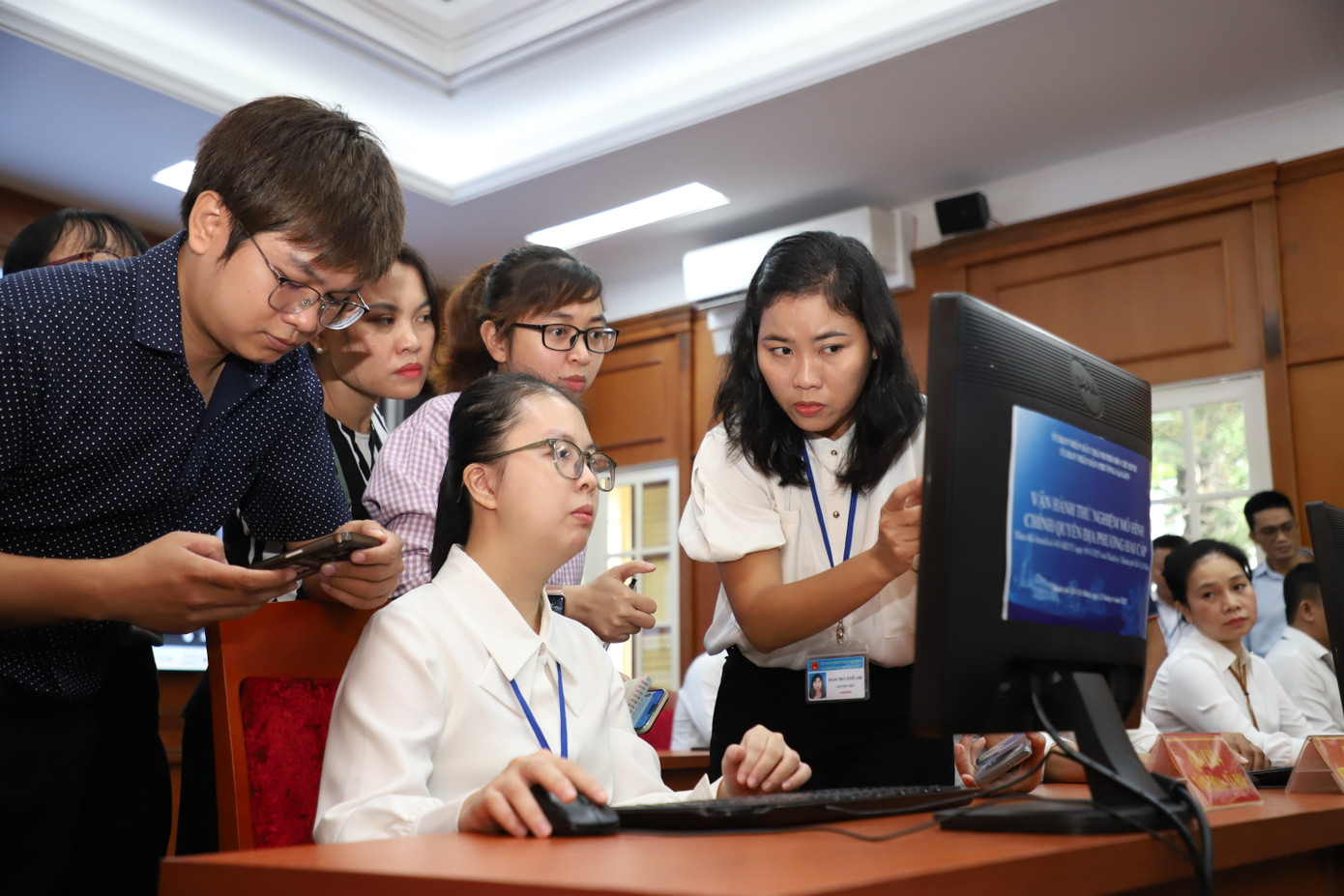 TPHCM đang tiến hành vận hành thử nghiệm chính quyền địa phương hai cấp, chính thức đi vào hoạt động từ ngày 1/7. Ảnh: Ngô Tùng