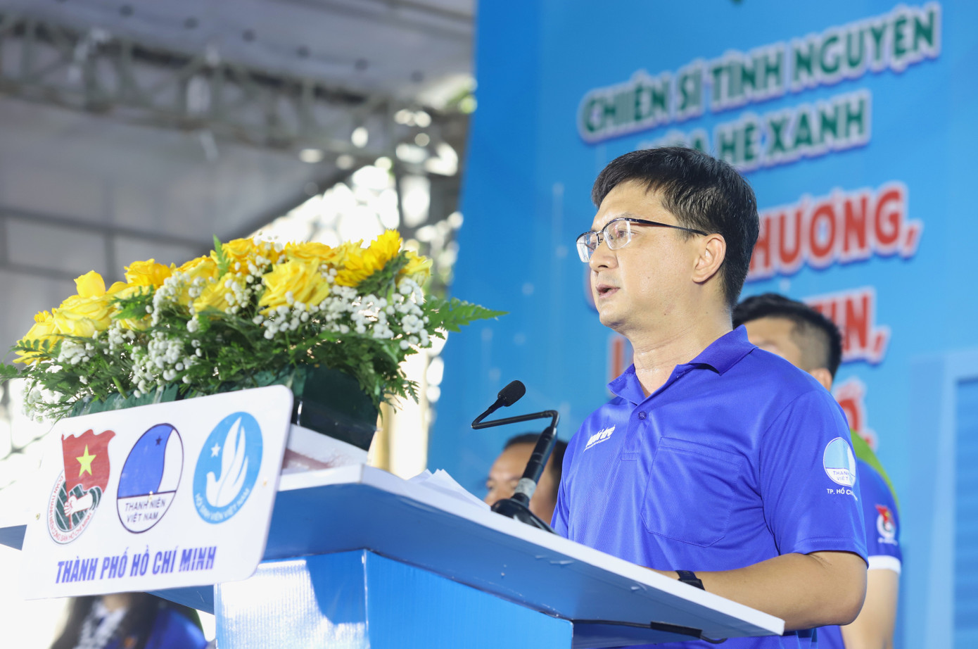 Ông Nguyễn Mạnh Cường trao đổi tại buổi lễ ra quân. Ông Nguyễn Mạnh Cường trao đổi tại buổi lễ ra quân.