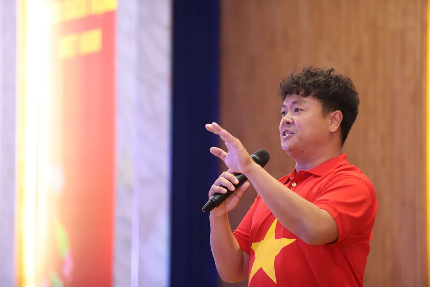 Đội ngũ người làm báo báo Tiền Phong tham gia hội thi. Đội ngũ người làm báo báo Tiền Phong tham gia hội thi.